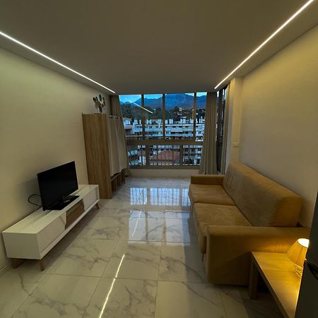 Charmant Studio Avec Vue Montagne Roquebrune-Cap-Martin Bagian luar foto