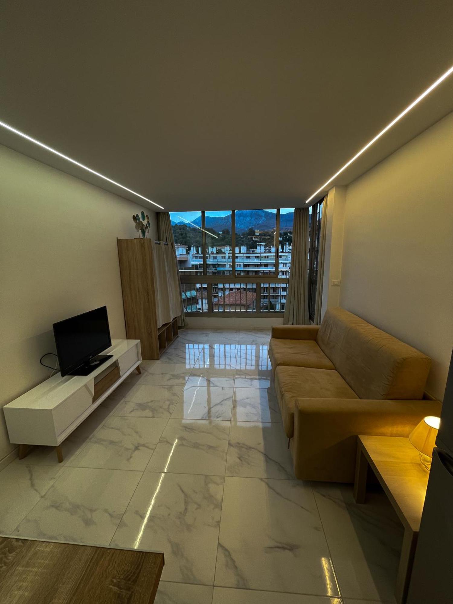 Charmant Studio Avec Vue Montagne Roquebrune-Cap-Martin Bagian luar foto