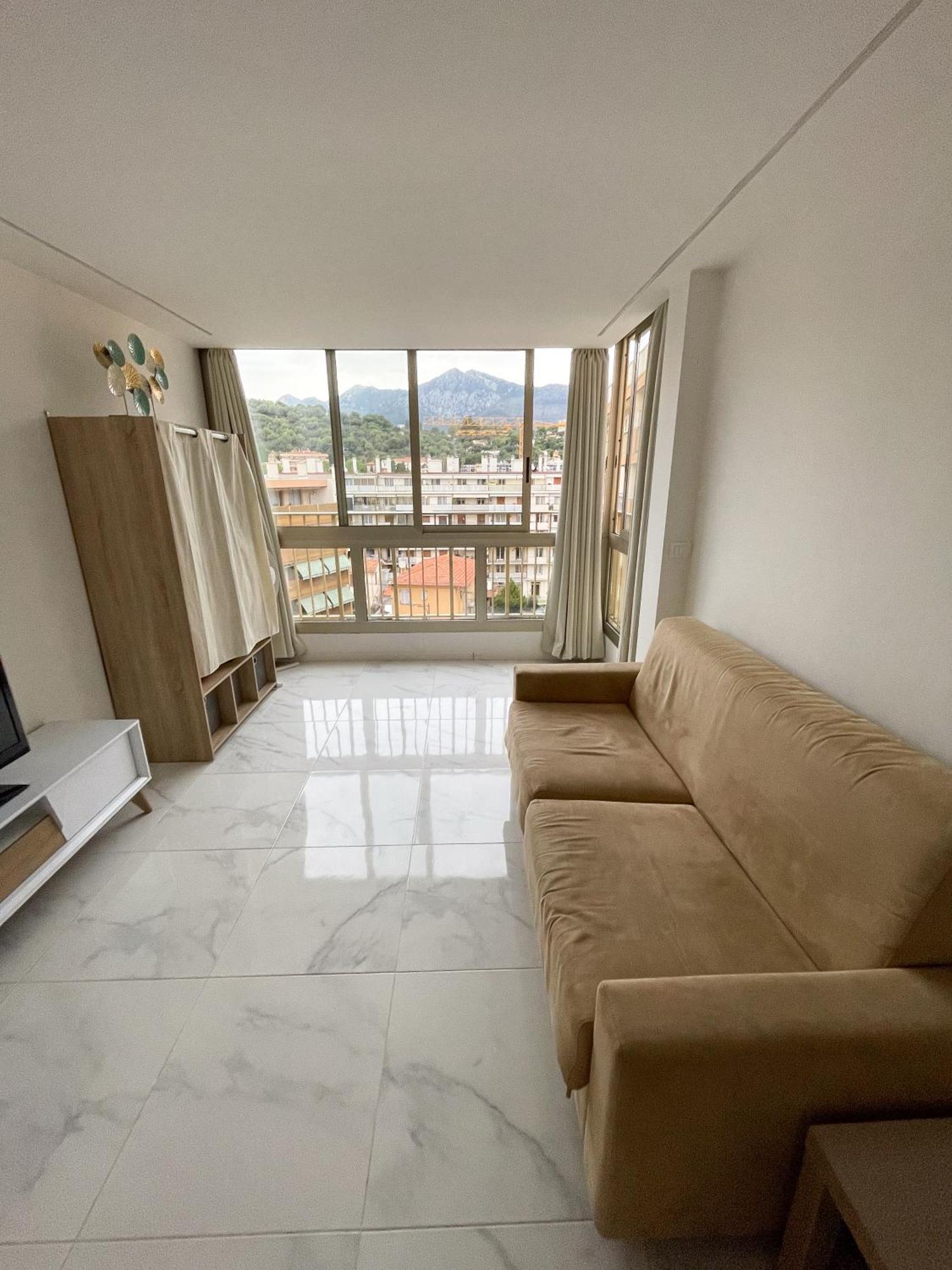Charmant Studio Avec Vue Montagne Roquebrune-Cap-Martin Bagian luar foto